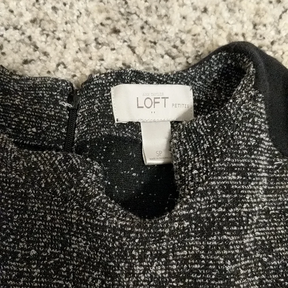 Loft petite small long sleeve black dress - Picture 2 of 3
